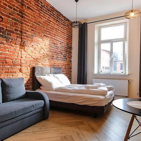 Apartament W Zabytkowej Kamienicy, Strzelecka 19 كراكوفيا المظهر الخارجي الصورة